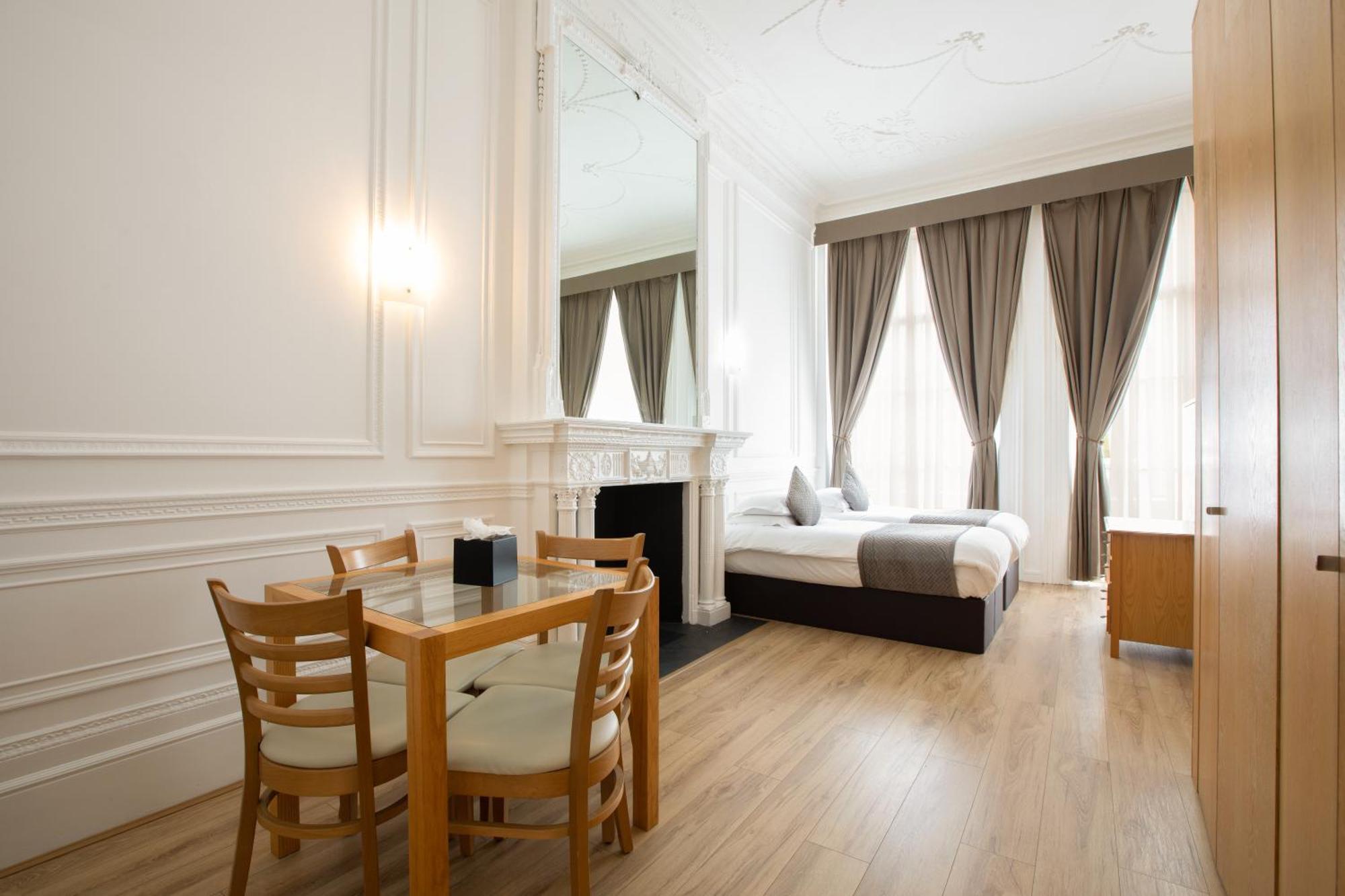 Отель The Cleveland 4*